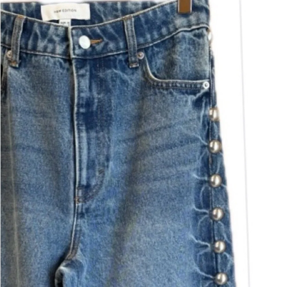 H & M Edition NWOT  Straight Wide Leg Studded High Waisted Denim Jeans 4 - Picture 3 of 8